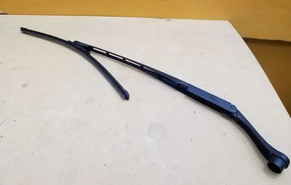 Citroen C5 Windshield/front glass wiper blade 9683835880 55508SMFE4320