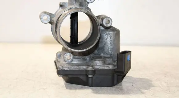 Audi A6 C7 Throttle valve 03L128063R