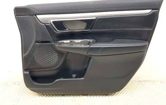 Honda CR-V Front door card panel trim