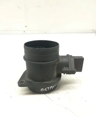 Skoda Octavia Mk2 (1Z) Mass air flow meter 038906461B 0281002531