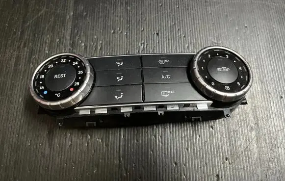 Mercedes-Benz SLC R172 Climate control unit A1729008306 311203 Q1HW3810