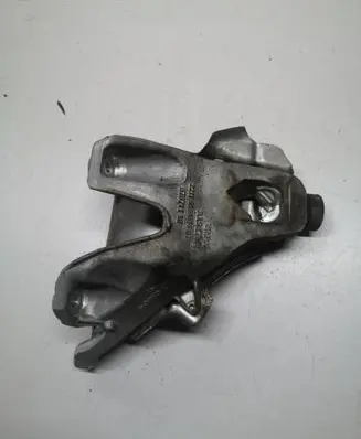 BMW X5 F15 Engine mounting bracket 6864614 67871110
