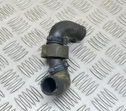 Mercedes-Benz A W176 Engine coolant pipe/hose