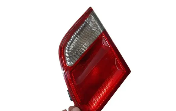 Mercedes-Benz E W210 Tailgate rear/tail lights A2108204064