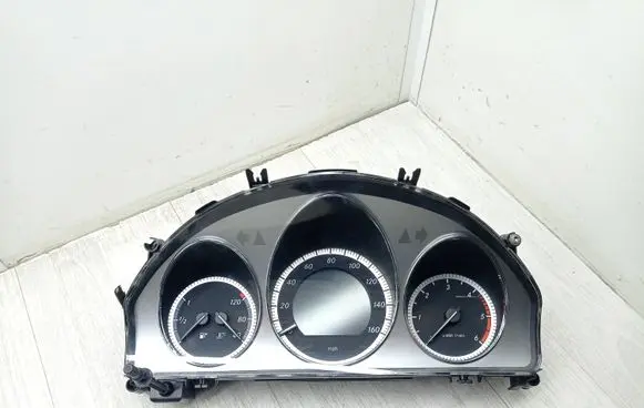 Mercedes-Benz C W204 Speedometer (instrument cluster) A2049005000 A2C53347534 A2049022600