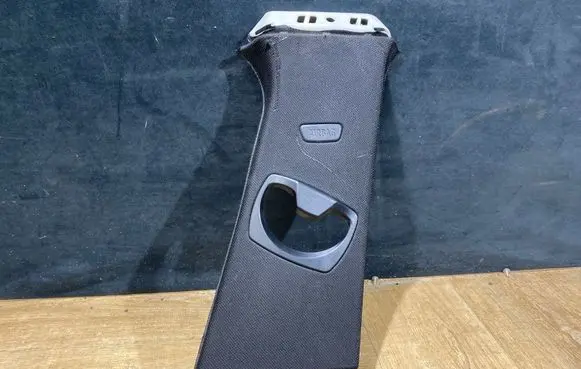 BMW 3 F30 F35 F31 (B) pillar trim (top) 7220998 52107010 621070