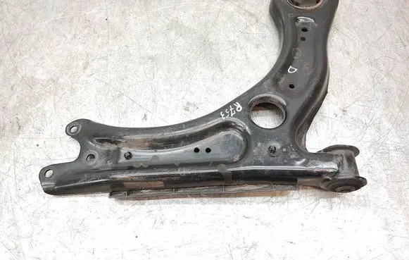 Volkswagen T-Cross Front lower control arm/wishbone