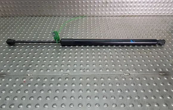 Volkswagen Touran III Tailgate strut S26371230 5TA827550G
