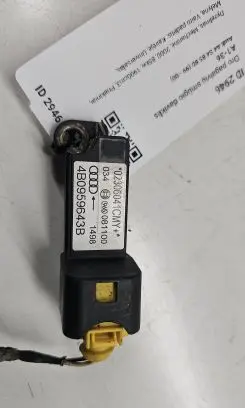Audi A4 S4 B5 8D Airbag deployment crash/impact sensor 8D0959643B