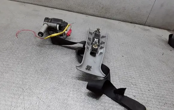 Mitsubishi Space Star Front seatbelt MR637362