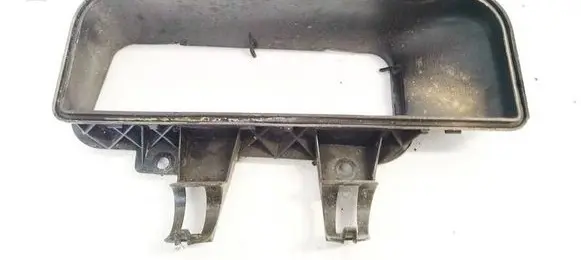 Mercedes-Benz E W211 Air intake duct part 2118300044