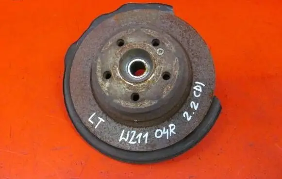 Mercedes-Benz E W211 Rear wheel hub spindle/knuckle W211ZWROTNICALT