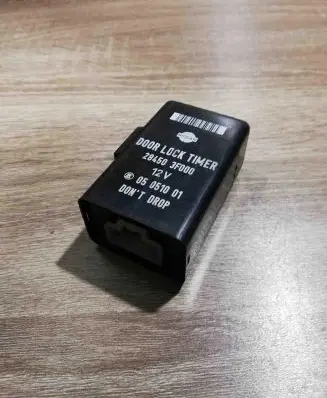 Nissan Terrano Door control unit/module 284503f000 05051001