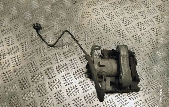 Citroen C4 Cactus Rear brake caliper 32053755