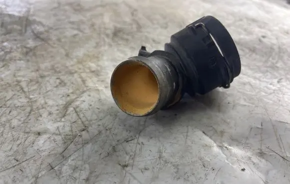 Volkswagen Touran I Engine coolant pipe/hose 6q0122291 6q0122291E