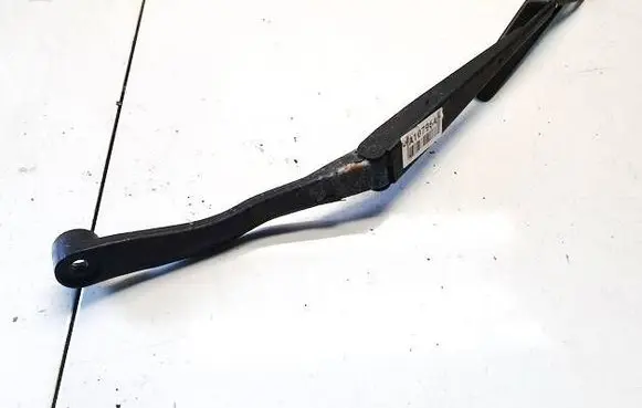 Subaru Legacy Front wiper blade arm