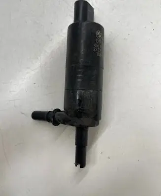 BMW 5 F10 F11 Windscreen/windshield washer pump 13264011 3323525 7217792