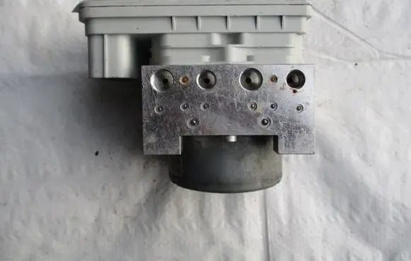 Citroen DS3 Master brake cylinder 9677255180