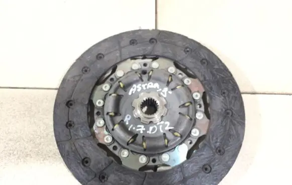 Opel Astra J Clutch pressure plate 
