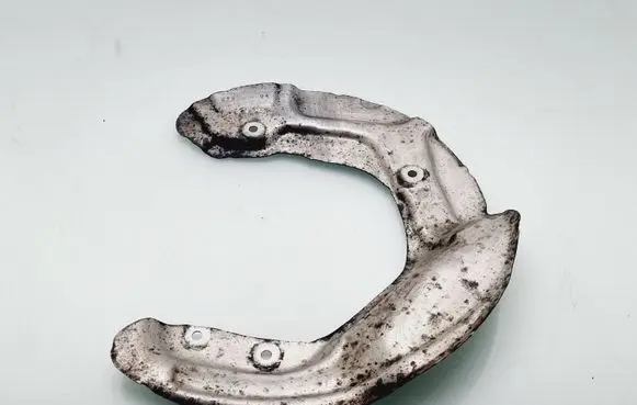 BMW 1 F20 F21 Front brake disc dust cover plate 6792236