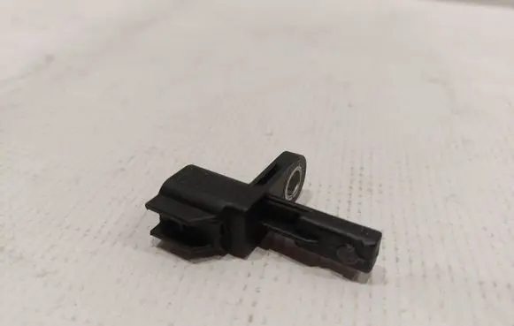 Ford Escape IV ABS brake wheel speed sensor JX612C204ANA JX6Z2C204C