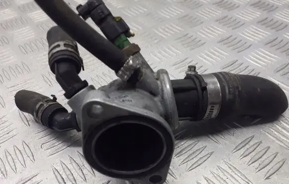 Opel Vectra C Thermostat/thermostat housing 