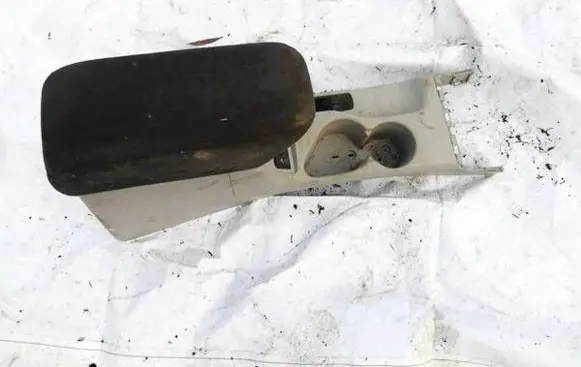 Mitsubishi Pajero Armrest mr471857