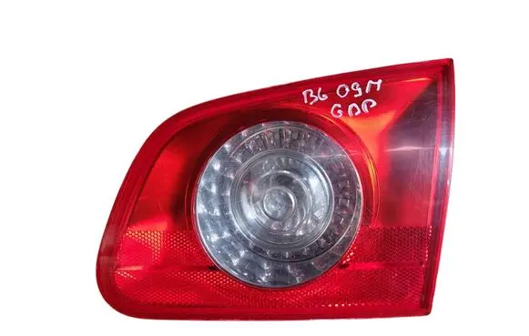 Volkswagen PASSAT B6 Tailgate rear/tail lights 3C9945094
