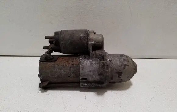 Opel Zafira A Starter motor 12575626