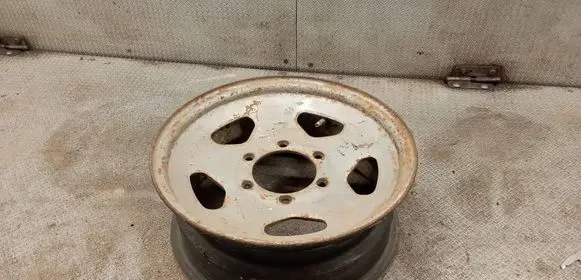 Mitsubishi Pajero R15 steel rim 