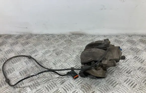 Mercedes-Benz E W212 Rear brake caliper 2124230181