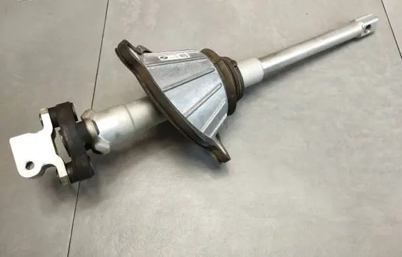 BMW 7 G11 G12 Steering column universal joint 6862082