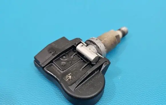 Hyundai i30 Tire pressure sensor A2C12662201 IMPRK1549812