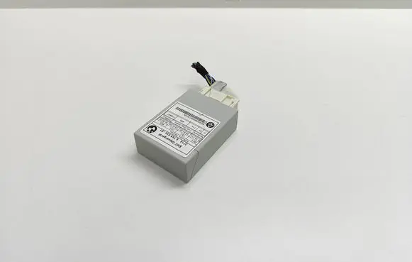 BMW 5 E60 E61 Air suspension control unit module (rear) 6769834 676983401 37146769834