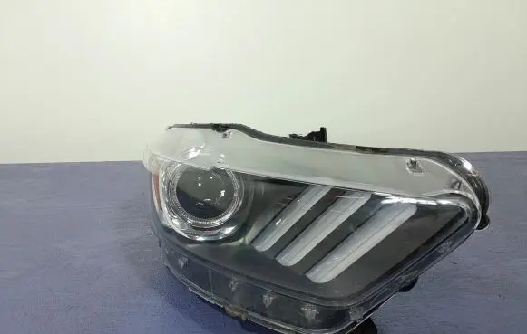 Ford Mustang VI Headlight/headlamp WJ10-0595