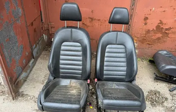 Volkswagen PASSAT CC Seat set