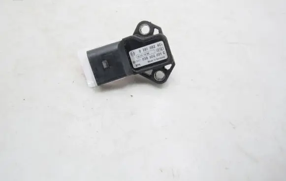 Audi A3 S3 8P Air pressure sensor 038906051C 0281002401
