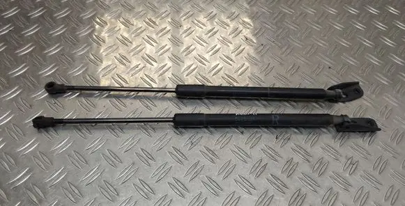 Toyota Auris 150 Tailgate/trunk strut/damper 6896002081 6895002091