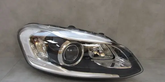 Volvo XC60 Headlight/headlamp 31395897 89907800 Y413RSA