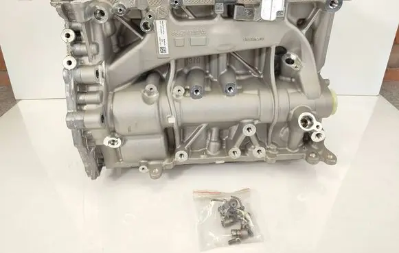 BMW 1 F70 Engine block 1025341 863207