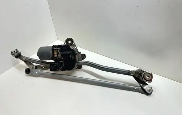 Audi A6 S6 C6 4F Front wiper linkage and motor 4F1955119B 0390241984