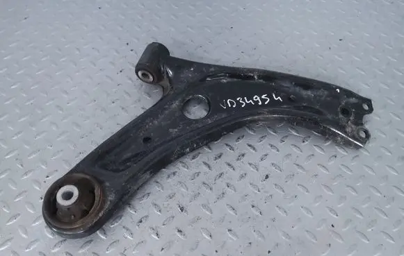 Toyota Yaris Cross Front lower control arm/wishbone 48068K0020