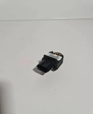 Toyota Hilux (AN10, AN20, AN30) Airbag deployment crash/impact sensor 8983104020 634032116J