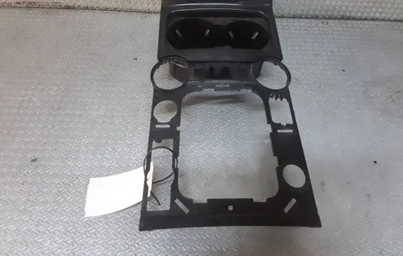 Volkswagen Touareg I Cup holder front 7L6858602C