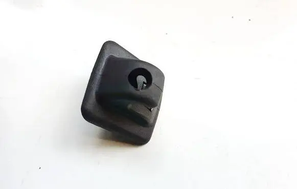 Sun visor clip/hook/bracket