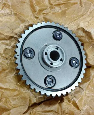 BMW 5 F10 F11 Camshaft pulley/ VANOS 11367600086