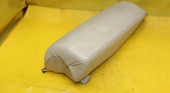 Volkswagen Phaeton Rear seat 6140