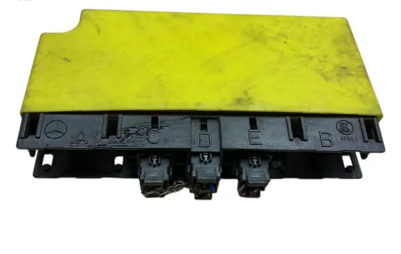 Mercedes-Benz E W124 Comfort/convenience module 1248203126