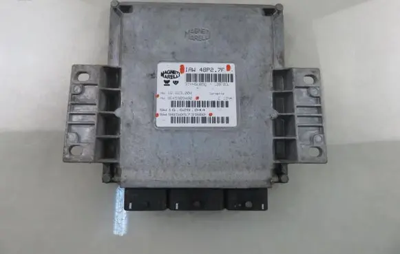 Citroen Berlingo Engine control unit/module HW9645989480 IAW48P27F SW9650573980