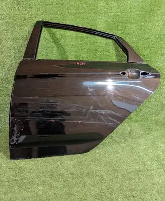 Hyundai i40 Rear door 